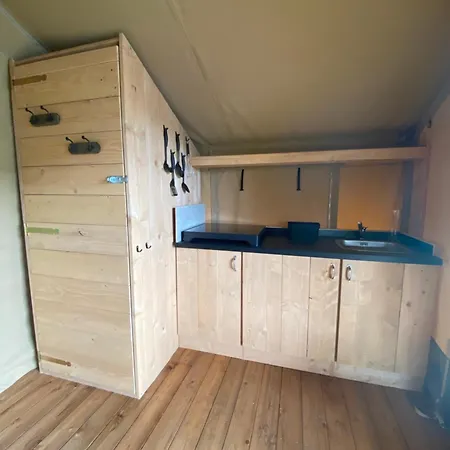 Lyxtält Safaritent Met Prive Sanitair