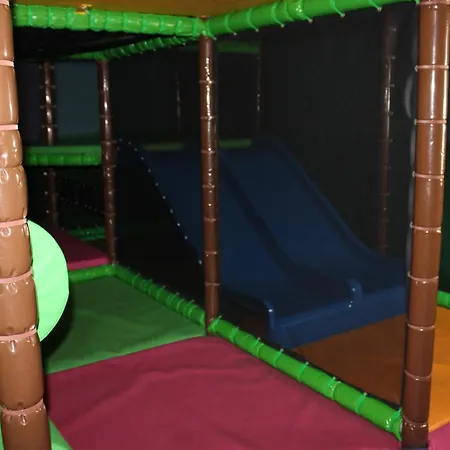 Safaritent Met Prive Sanitair Lyxtält *