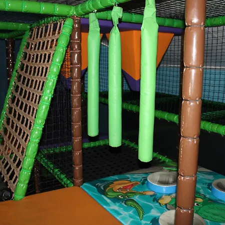 Safaritent Met Prive Sanitair Luxuszelt