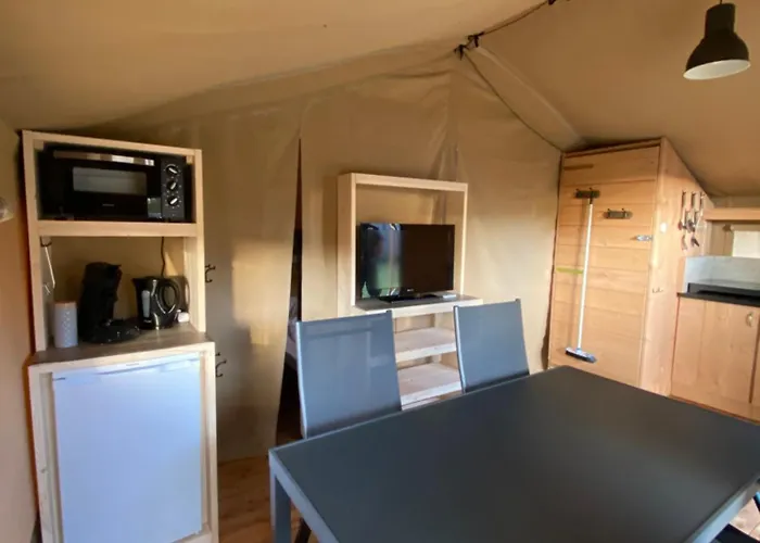 Safaritent Met Prive Sanitair